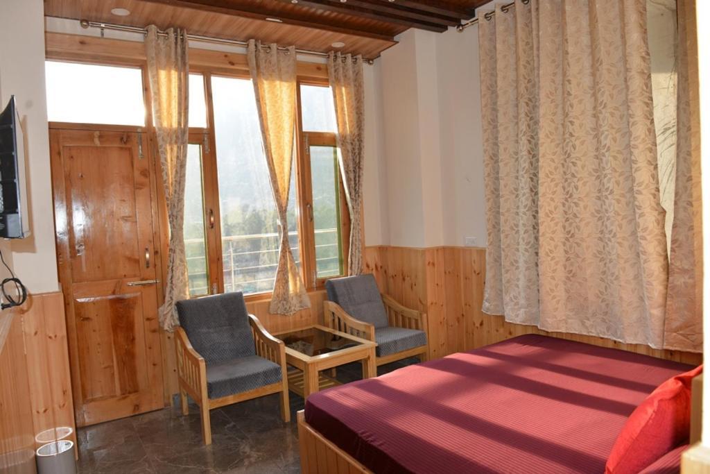Tulip Flowing River View Hotel. Shamshi Exteriér fotografie