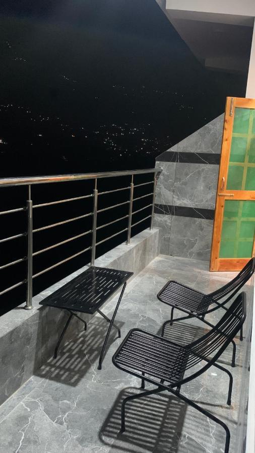 Tulip Flowing River View Hotel. Shamshi Exteriér fotografie