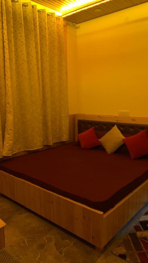 Tulip Flowing River View Hotel. Shamshi Exteriér fotografie