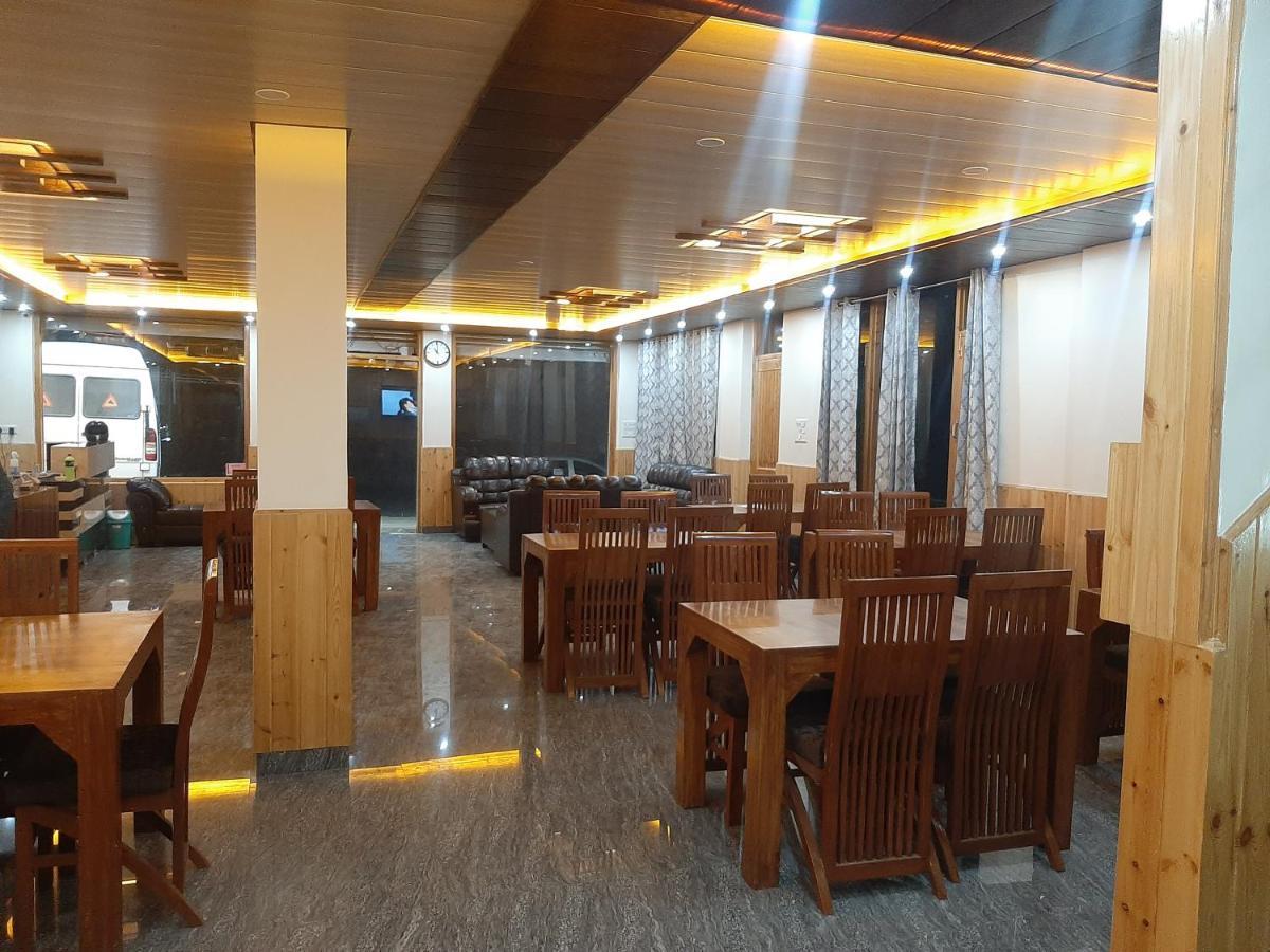 Tulip Flowing River View Hotel. Shamshi Exteriér fotografie