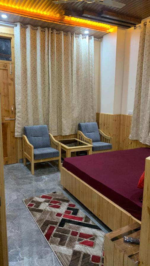 Tulip Flowing River View Hotel. Shamshi Exteriér fotografie