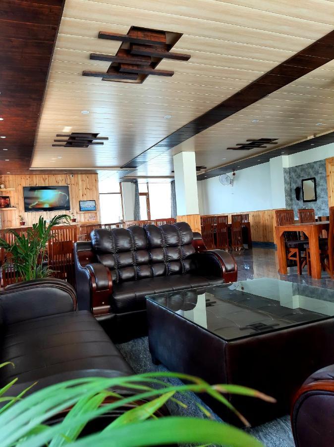 Tulip Flowing River View Hotel. Shamshi Exteriér fotografie